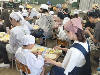 2004 (1)